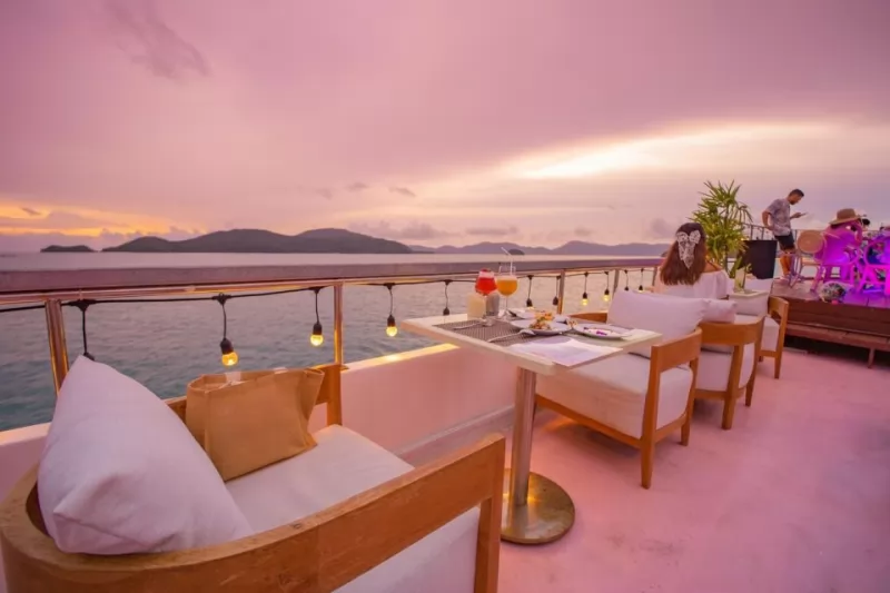 Romantic Sunset Cruise