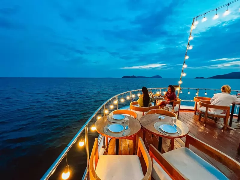 Romantic Sunset Cruise