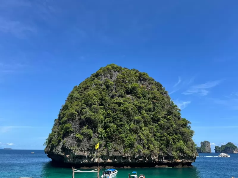 PhiPhi Maya Khai Island By Speedboat Seastar