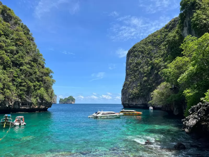 PhiPhi Maya Khai Island By Speedboat Seastar