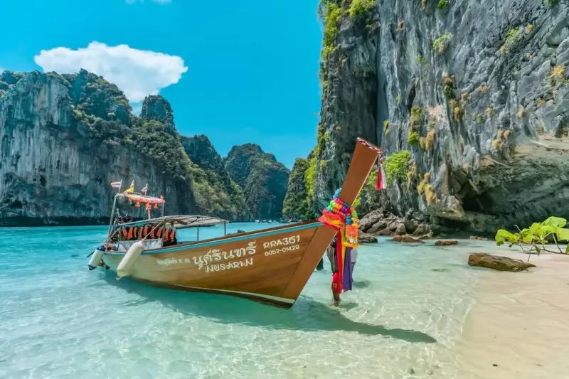 PhiPhi Maya Khai Island By Speedboat Seastar