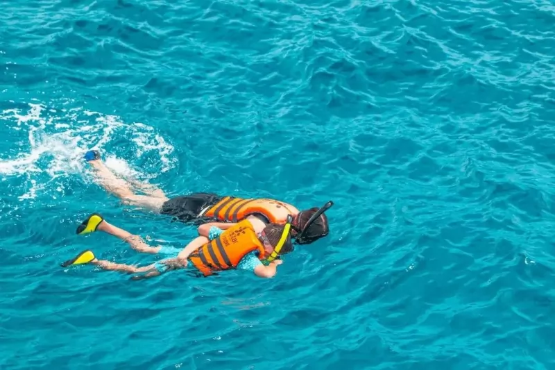 PhiPhi Maya Khai Island By Speedboat Seastar